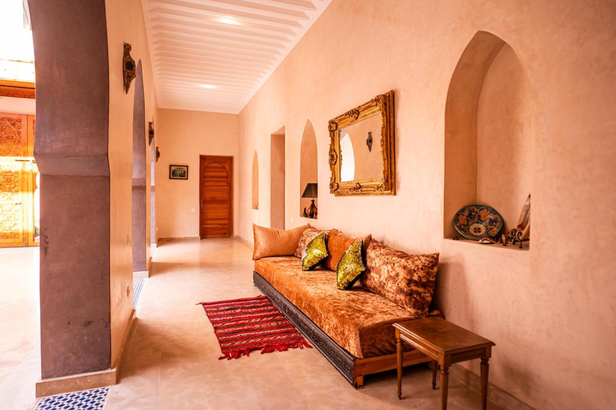Palais Menzah & Spa Ouled Bouzid Extérieur photo