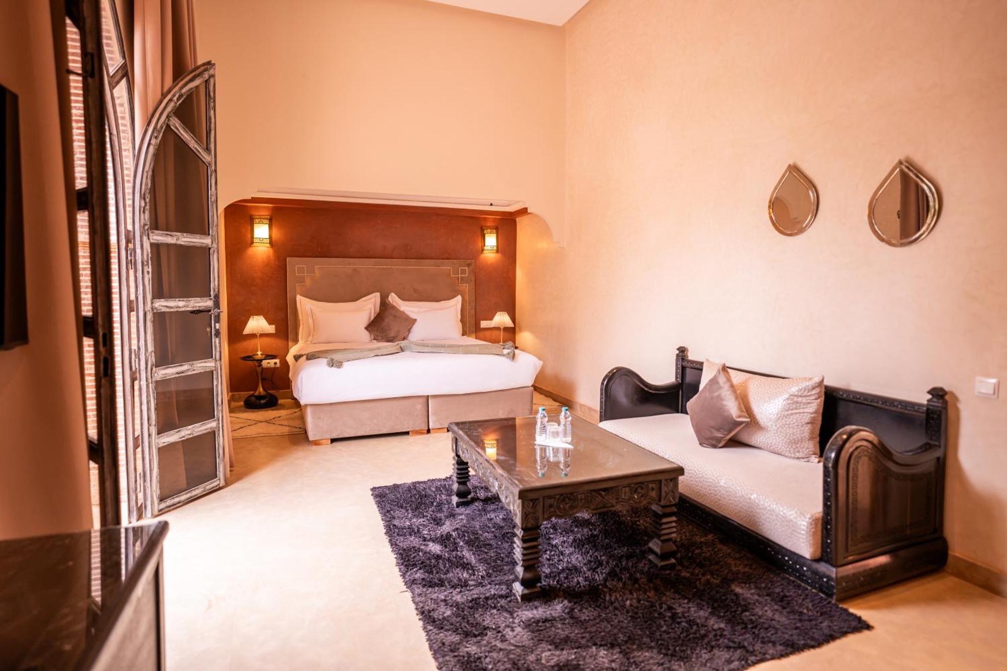 Palais Menzah & Spa Ouled Bouzid Extérieur photo